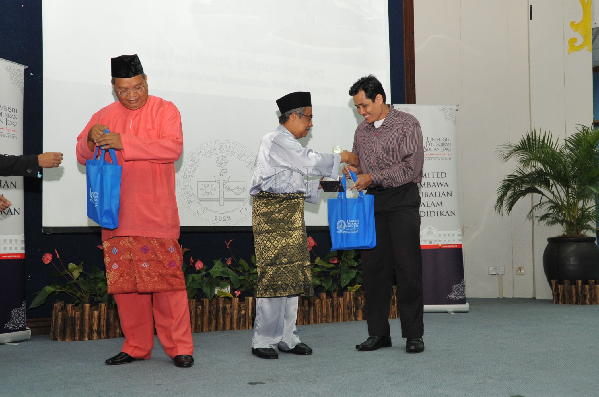 BPA 12 110 APC PRO 5316